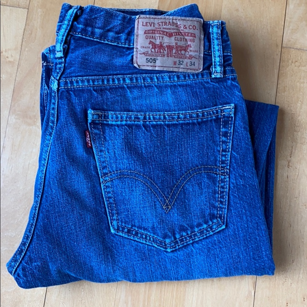 Men’s Levi jeans 32x34